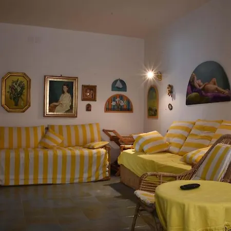 2-zimmerwohnung Mit Parkplatz In Citta Giardino Апартаменти Градо